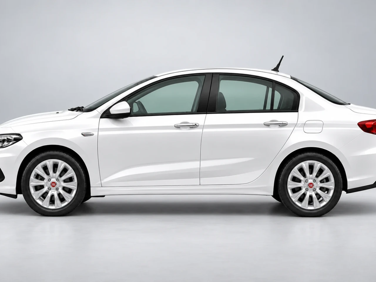 Fiat Egea yan görünüm