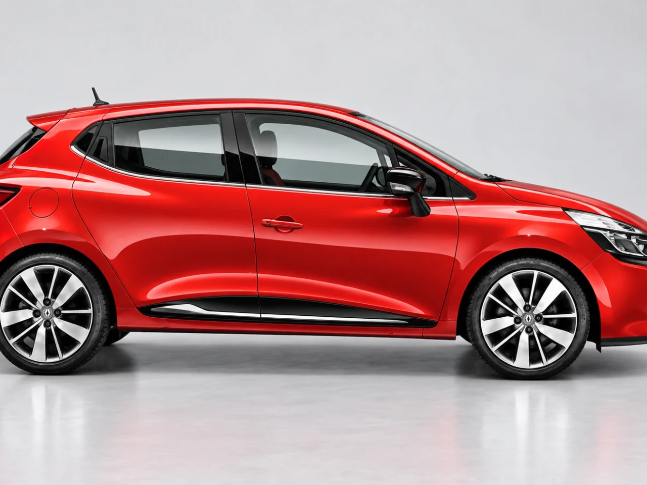 Renault Clio yan görünüm
