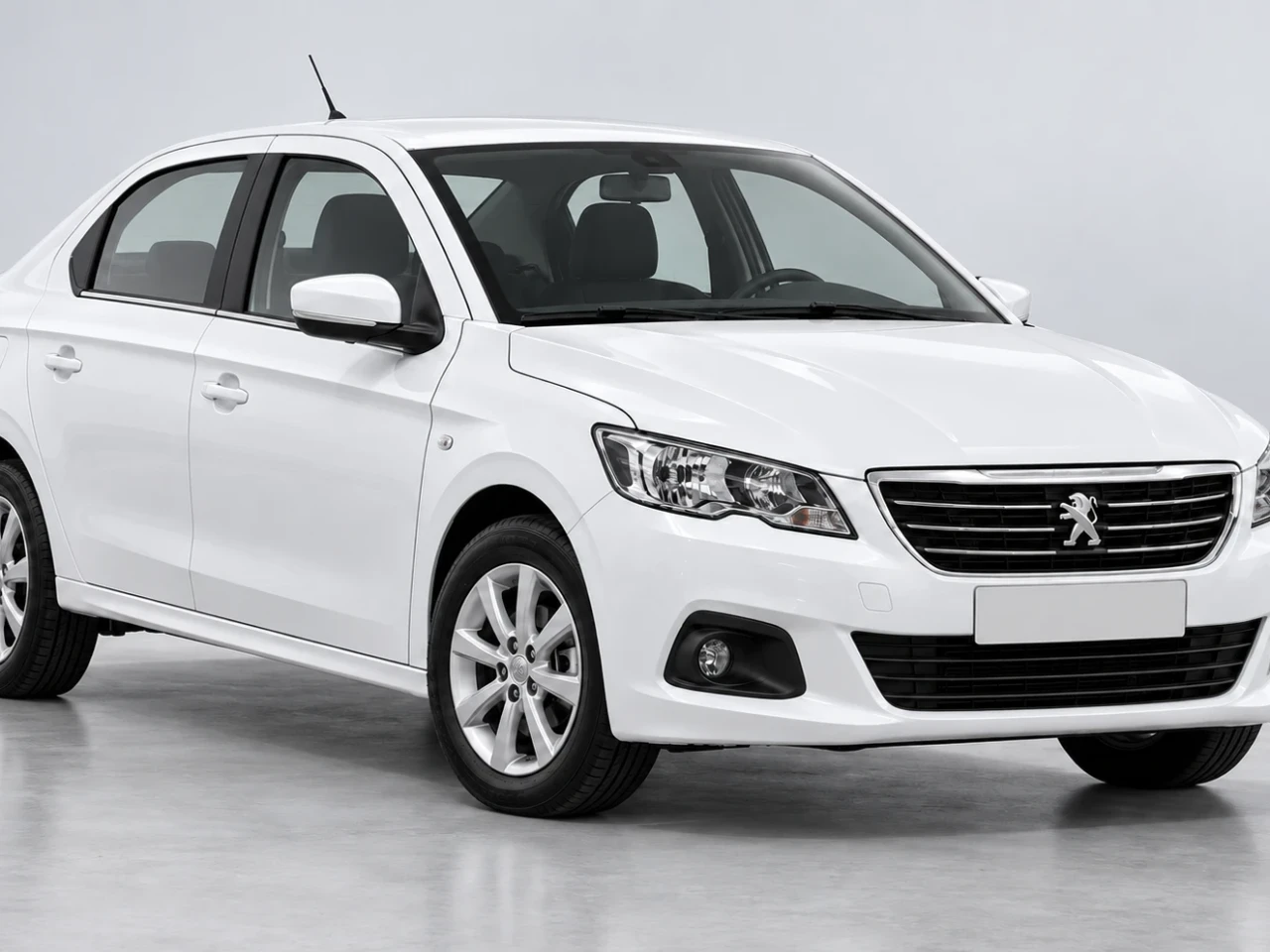 Peugeot 301 ön 3/4 görünüm