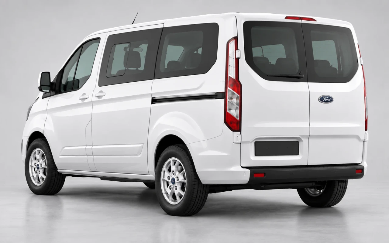 Ford Tourneo Custom 8+1 arka 3/4 görünüm